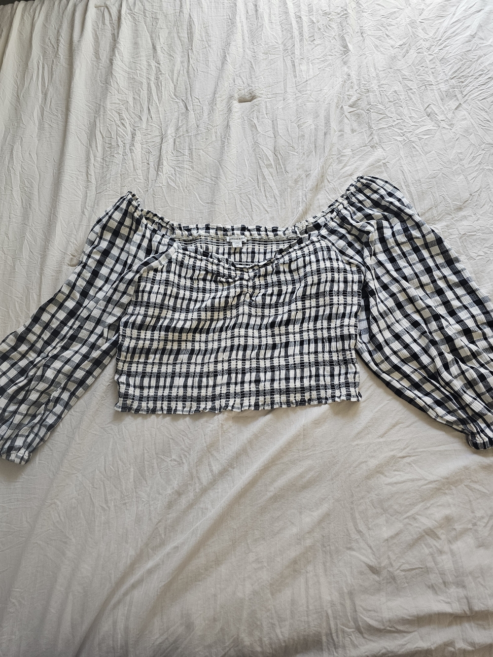 NWT American Eagle Black White Gingham Off Shoulder Smocked Crop Blouse L
